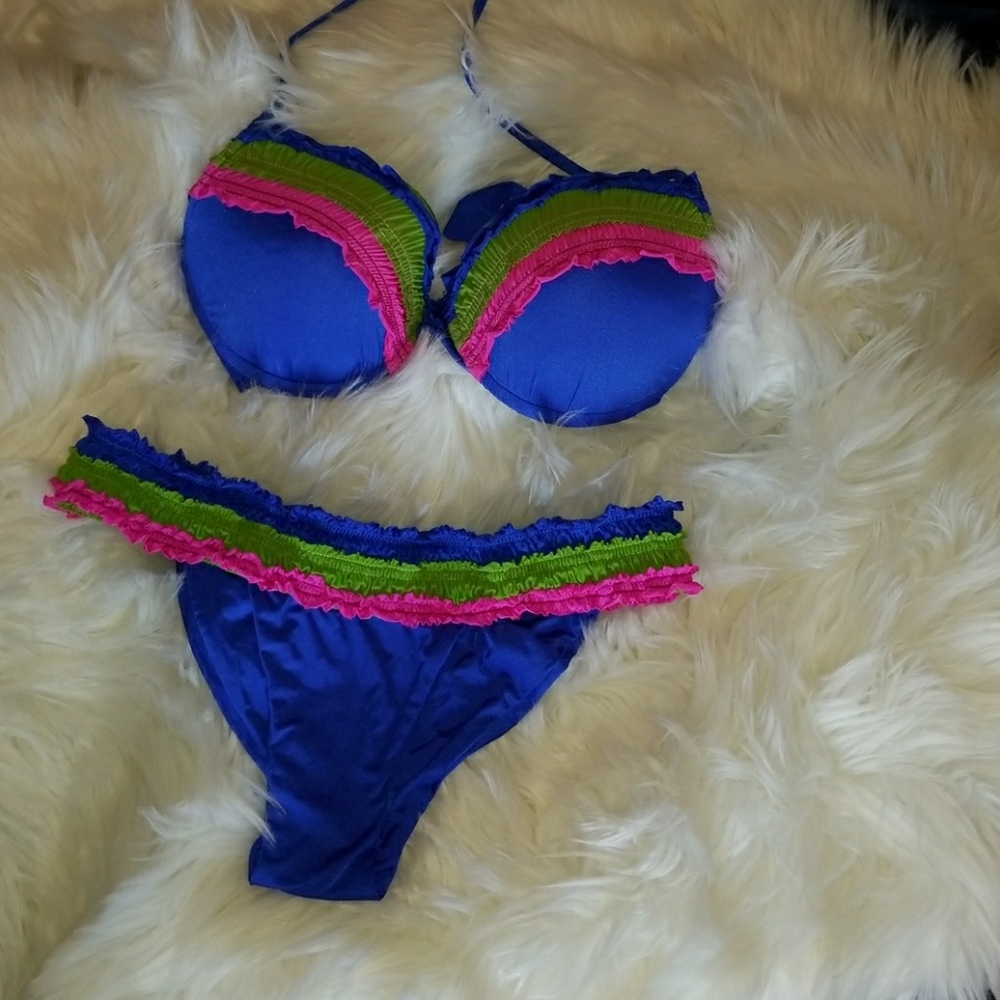 BEACH BUNNY BIKINI
